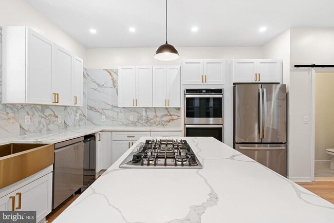 Photo - 29 N 54th St