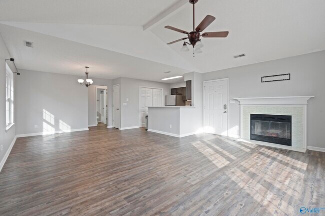 Photo - 222 Waters Edge Ln