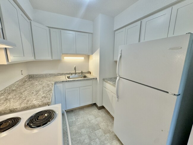 Photo - 13 Harborview Ct