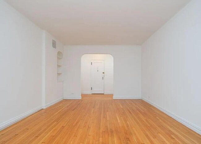 Photo - 15 Oliver St