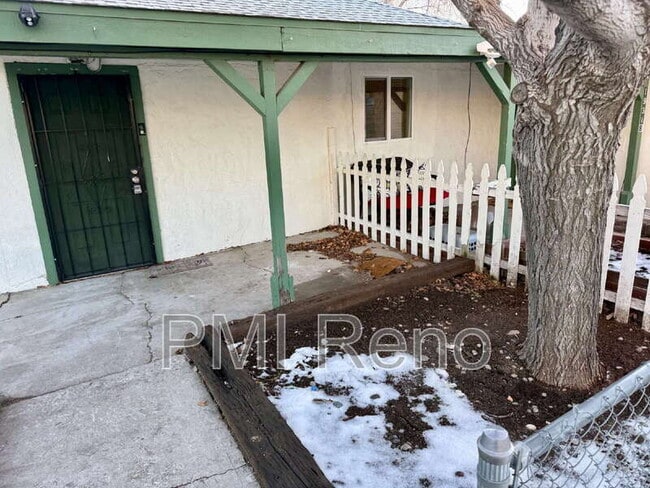 Photo - 1931 1/2 Valley Rd Unit A