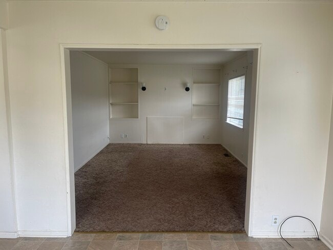 Photo - 1325 NW Hawthorne Ave