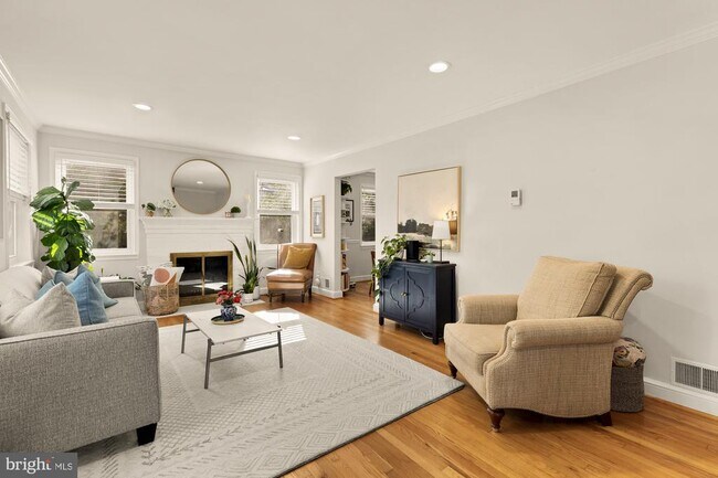 Photo - 11612 Galt Ave