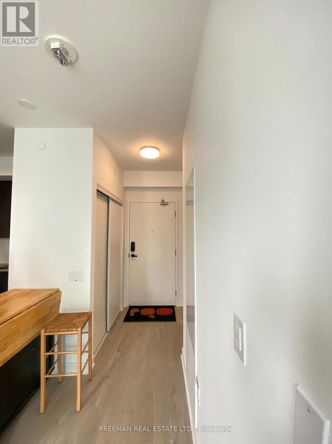 Photo - 3900 Confederation Pkwy Unit 1310