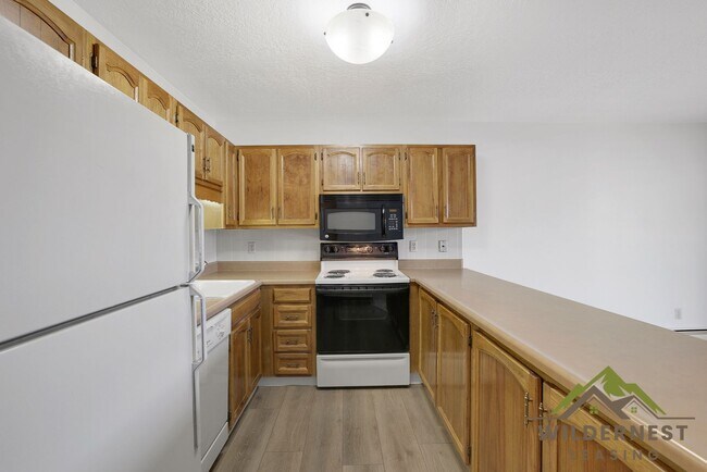 Photo - DVW Condo-New paint/Flooring- 1 Bedroom/1 ...