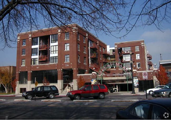 Photo - Uffens Marketplace