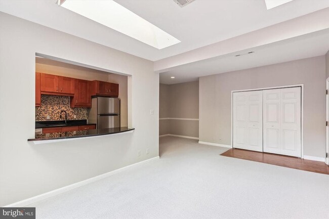 Photo - 2702 Dartmouth Rd Unit 7