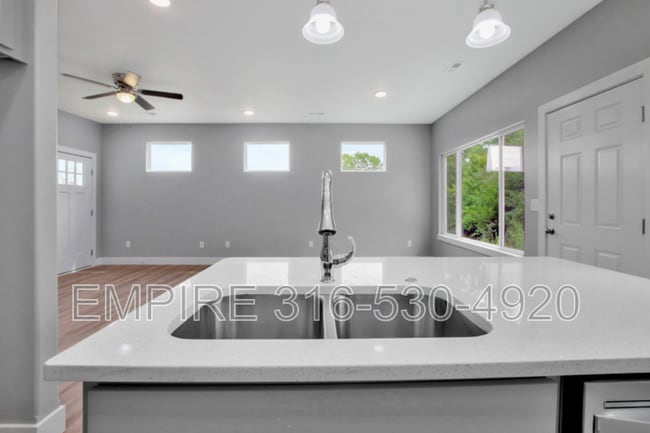 Photo - 4653 E 45th St N