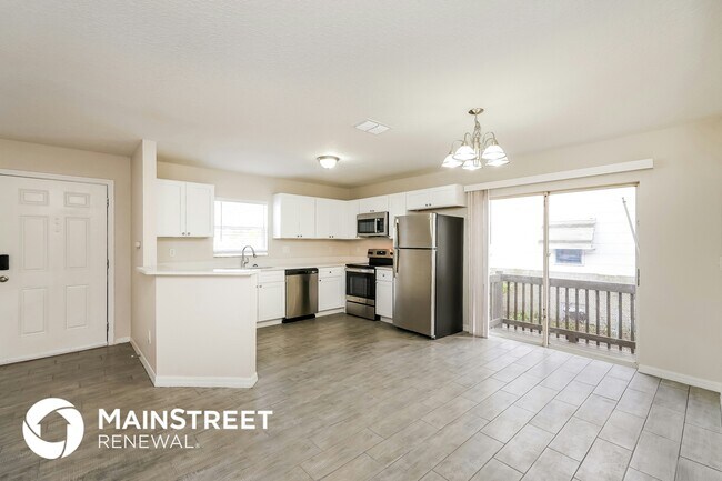 Photo - 2427 18th St S