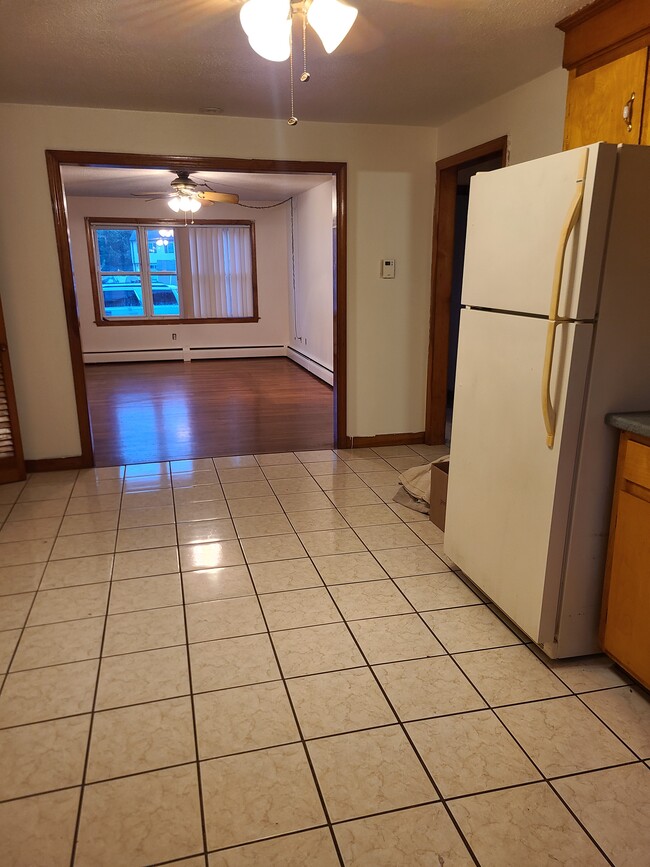 Photo - 3 Paris St Unit 1