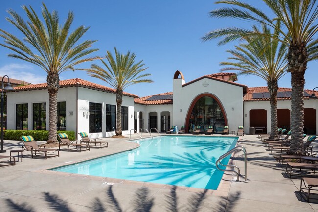 Photo - Vineyards at Paseo Del Sol Apartamentos