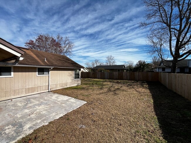 Photo - 3Bed/2bath in the heart of Orange Park