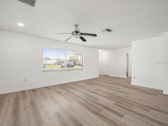 Photo - 3366 Minnow Creek Dr