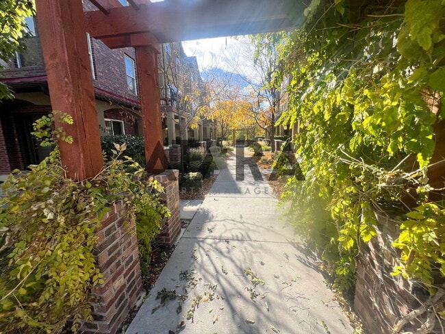 Photo - 713 Kirkbride Ave