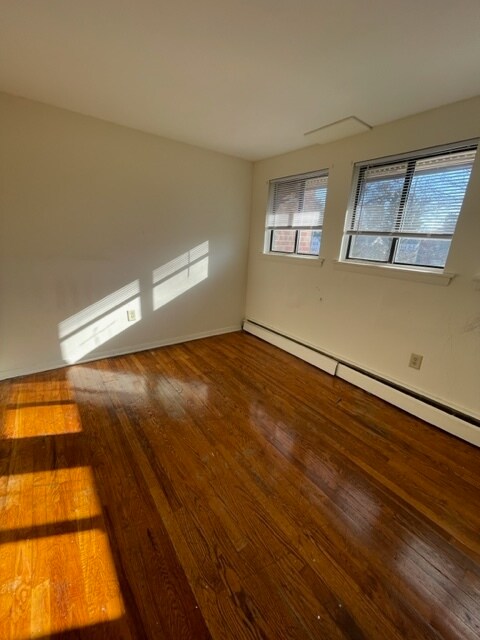 Photo - 157 School St