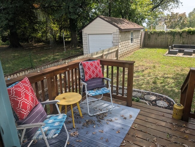 Photo - 5927 Greenhill Ave