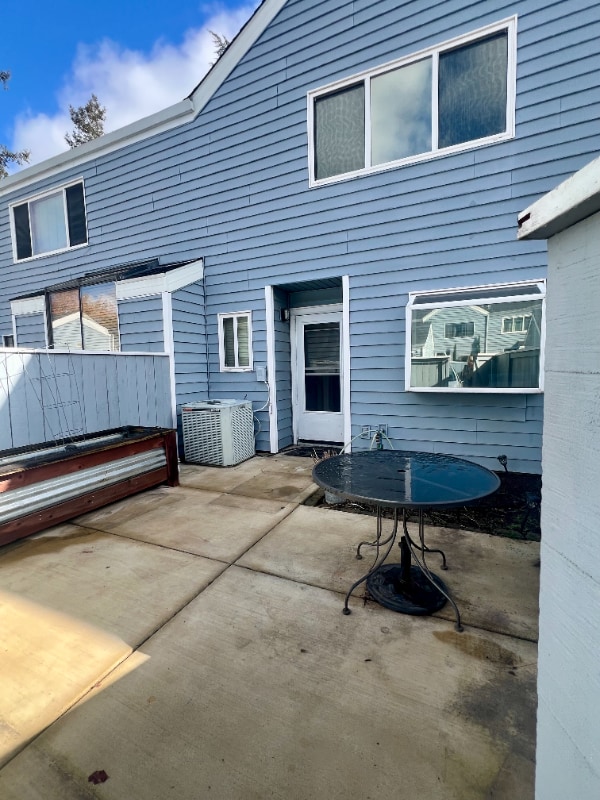 Photo - 5941 Main Ave