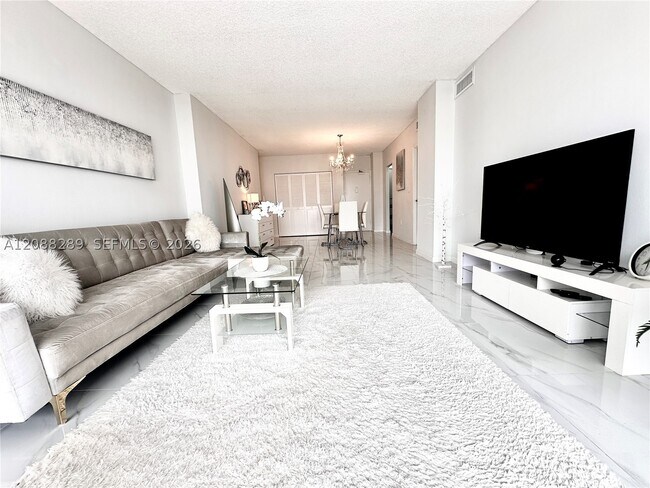 Photo - 500 Bayview Dr Unit 717