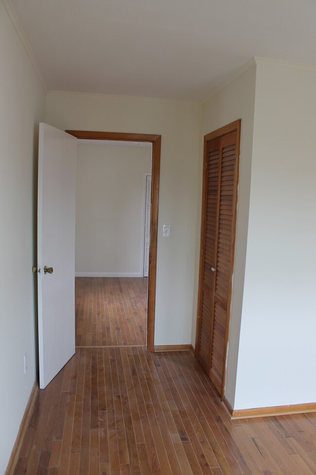 Photo - 308 3rd St Unit 2nd floor