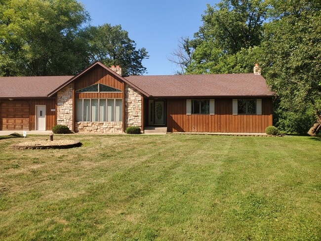 Photo - 10540 67th St S