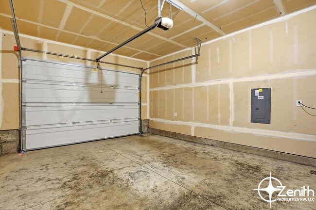 Photo - 11517 NE 125th Ave