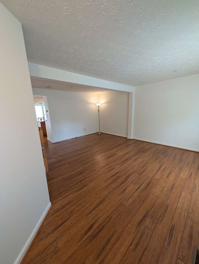 Photo - 2450 Ivy Landing Way