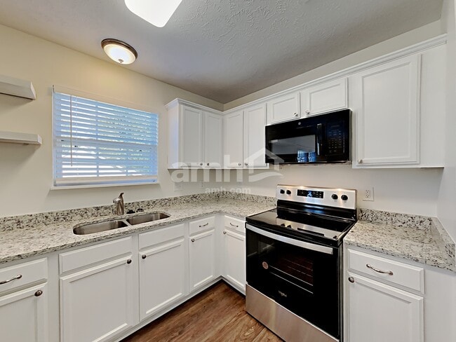 Photo - 1116 Niagra Ct