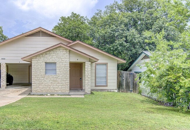 Photo - 900 Sirocco Dr