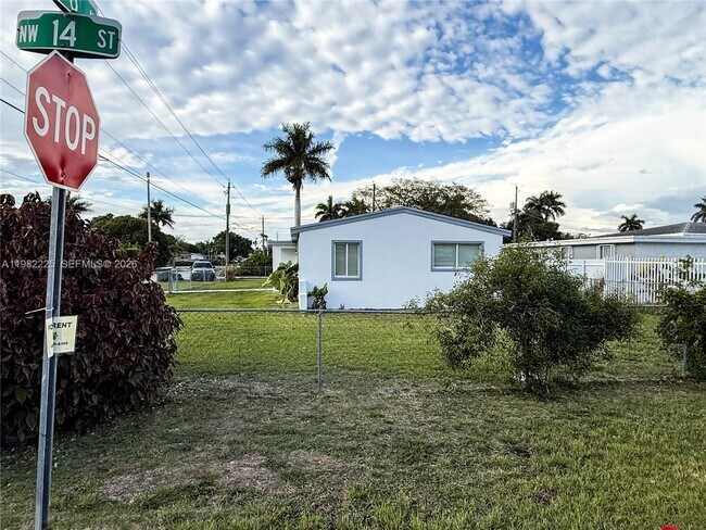 Photo - 1401 NW 8th Ave