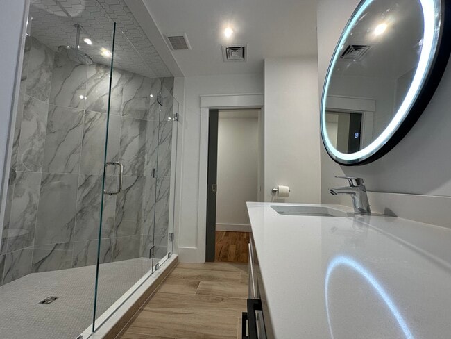 Photo - 452 Centre St Unit 2