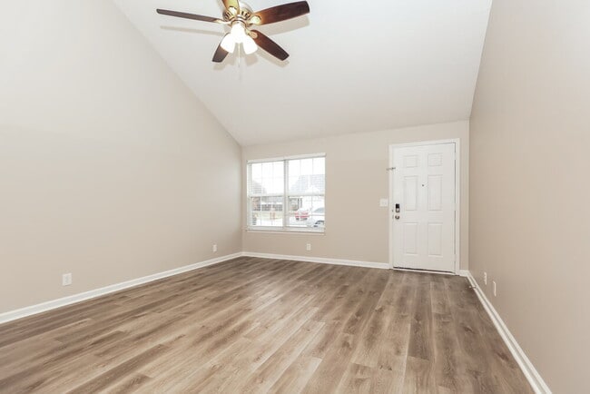 Photo - 1514 Killarney Dr