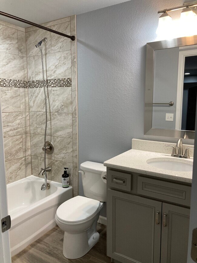 Photo - 5460 Spoked Wheel Dr