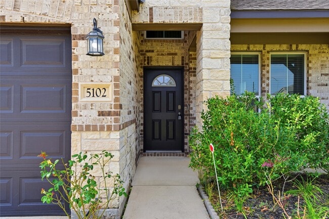 Photo - 5102 Brookshire Pass Dr