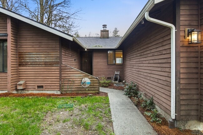 Photo - Auburn Area Rambler on dead end-street