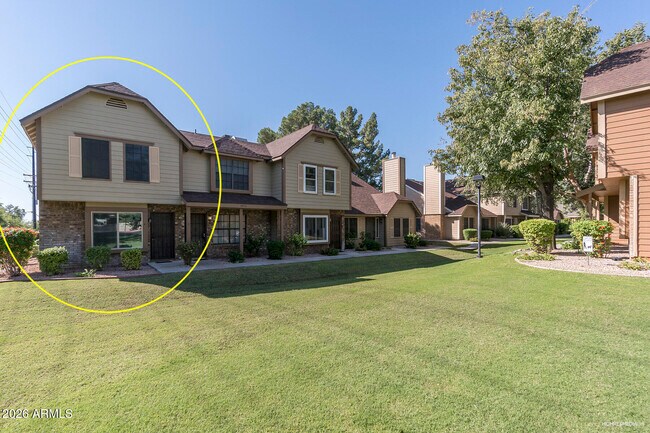 Building Photo - 4850 E Kachina Trail