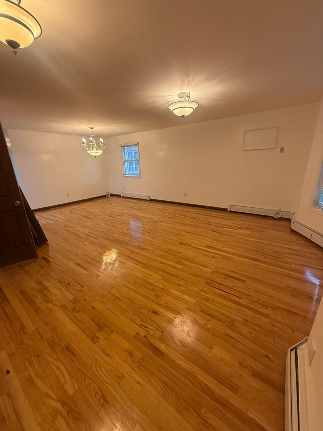 Photo - 40-17 215th Pl