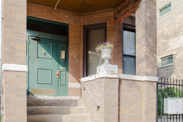 Exterior - 1326 W George St Unit 1