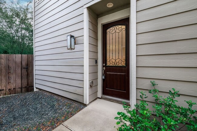 Photo - 10002 Waving Grain Ln