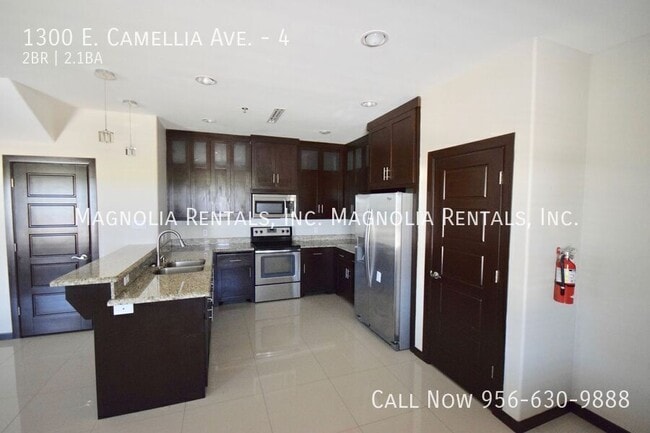 1300 E Camellia Ave Unit 4