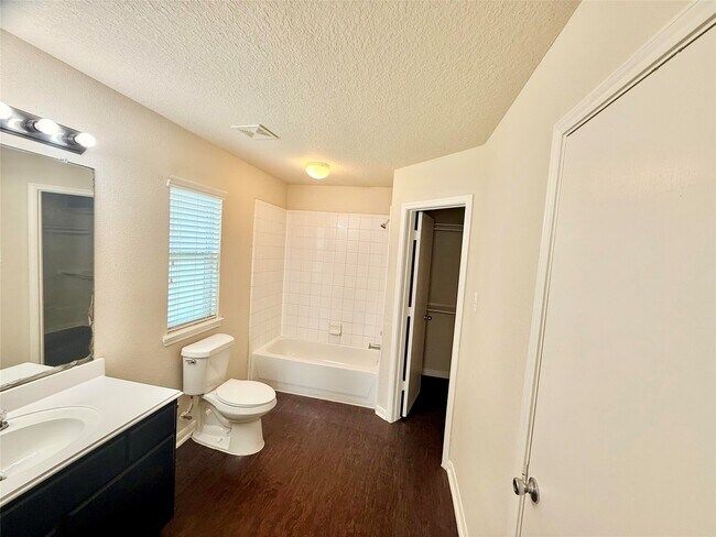 Photo - 3906 Teal Run Meadows Dr