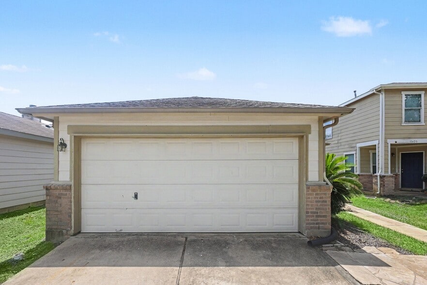 11419 Flying Geese Ln