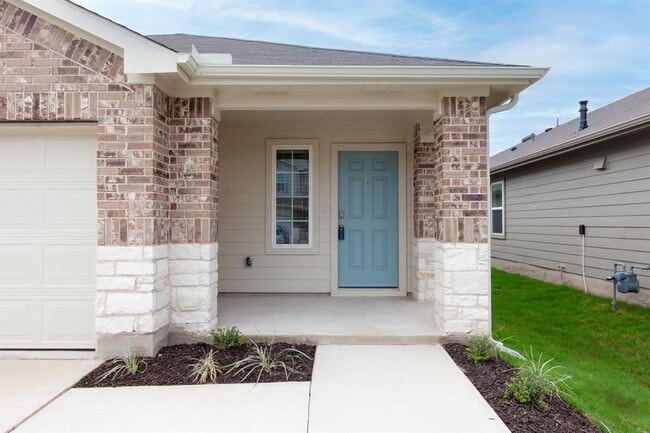 Photo - 136 Granary Dr