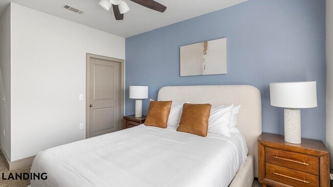 Photo - 4689 Mustang Pkwy Unidad 1304