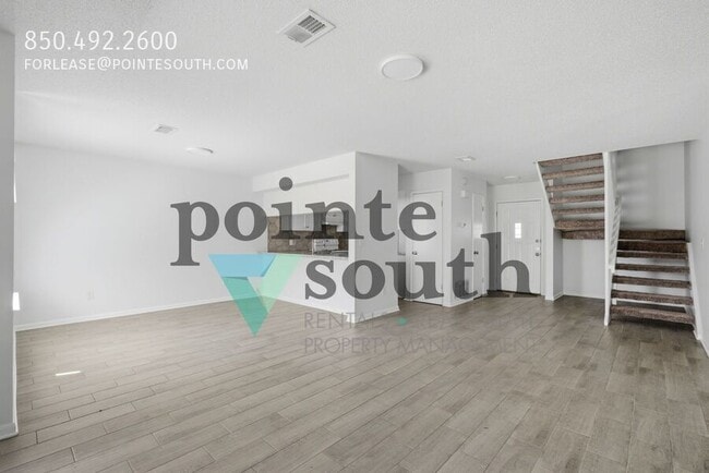 Photo - 126 Pine Ridge Trce