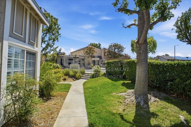 Photo - 24309 W Venturi Dr