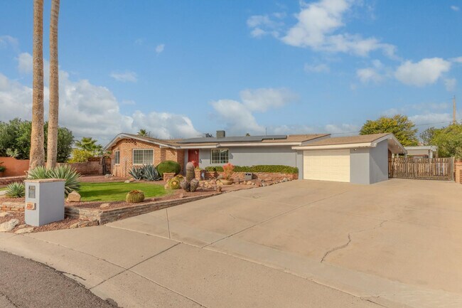 Photo - 3730 E Kings Ave