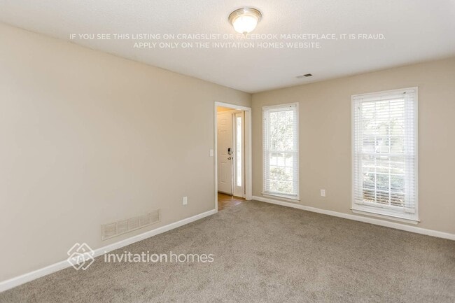 Photo - 3161 Calumet Ct NW