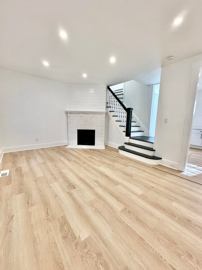 Photo - 23 Beecher Pl