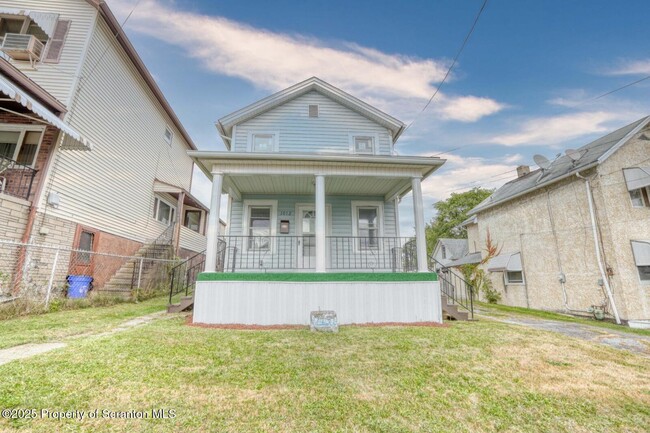 Photo - 1012 Clearview St