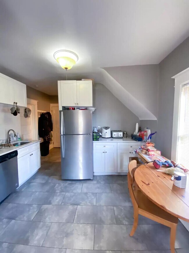 Photo - 1811 Jackson St NE Unit 2